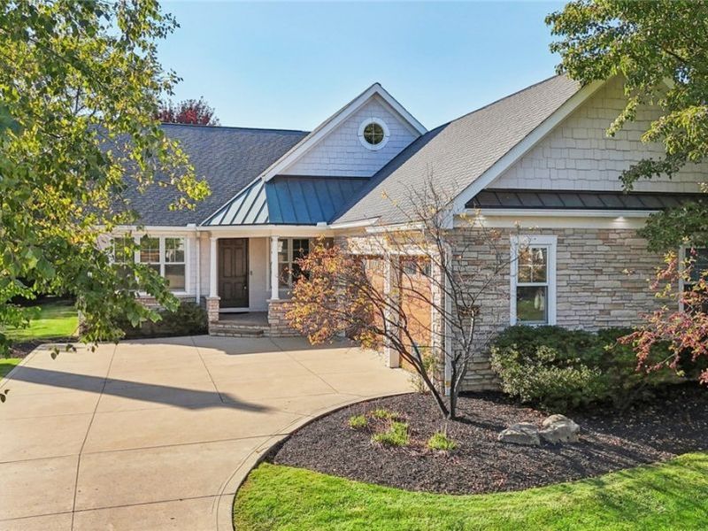 2105 Botanica Lane, Cleveland, OH 44124 Photo 1