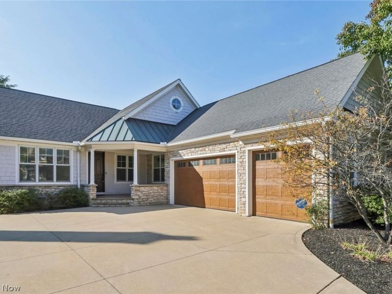 2105 Botanica Lane, Cleveland, OH 44124 Photo 7