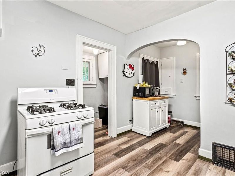 962 Stadelman Avenue, Akron, OH 44320 Photo 11