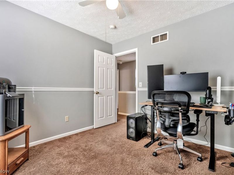 572 Cora Avenue, Akron, OH 44312 Photo 16