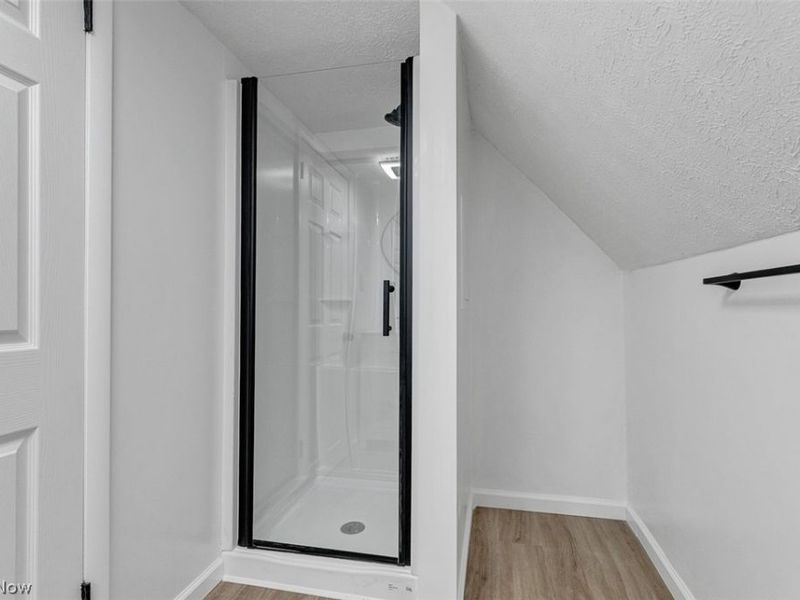 9013 Empire Avenue, Cleveland, OH 44108 Photo 26