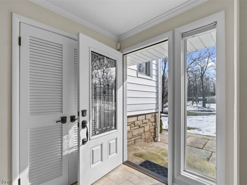 31599 Trillium Trail, Cleveland, OH 44124 Photo 6