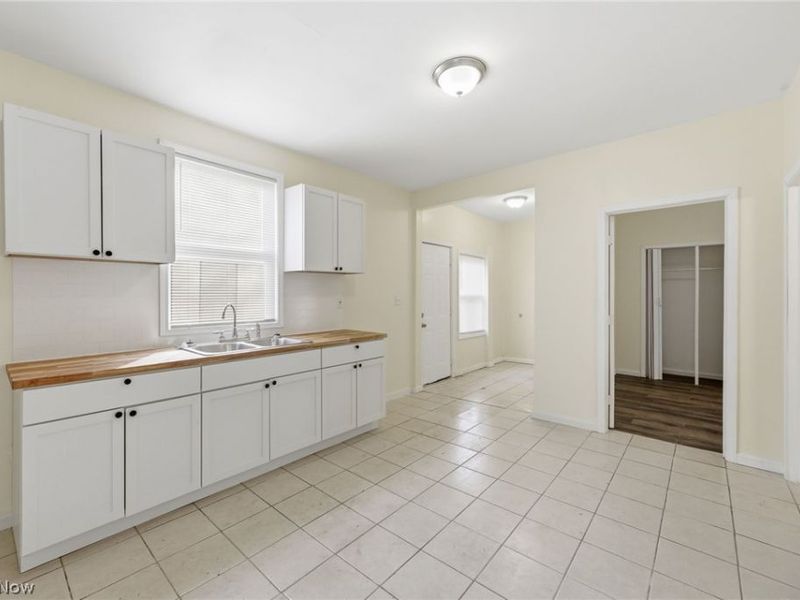 1978 W 93rd Street, Cleveland, OH 44102 Photo 19