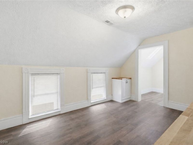 1978 W 93rd Street, Cleveland, OH 44102 Photo 28