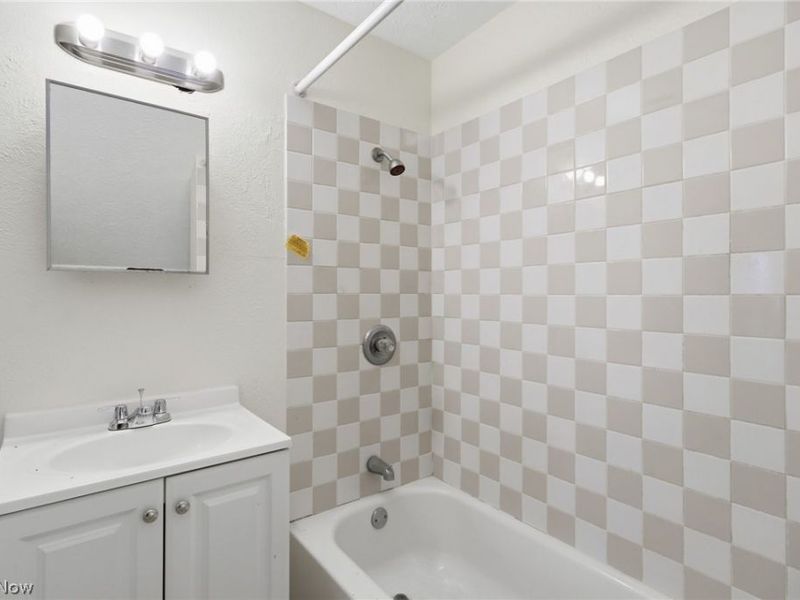 1978 W 93rd Street, Cleveland, OH 44102 Photo 6