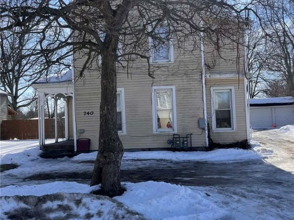 740 W Main Street, Geneva, OH 44041