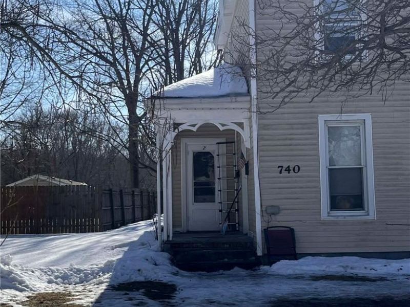 740 W Main Street, Geneva, OH 44041 Photo 2