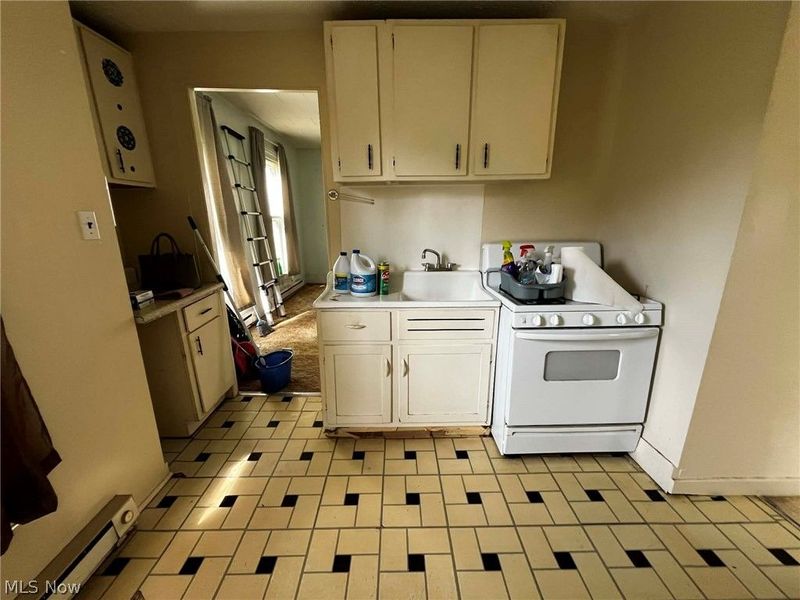 740 W Main Street, Geneva, OH 44041 Photo 25