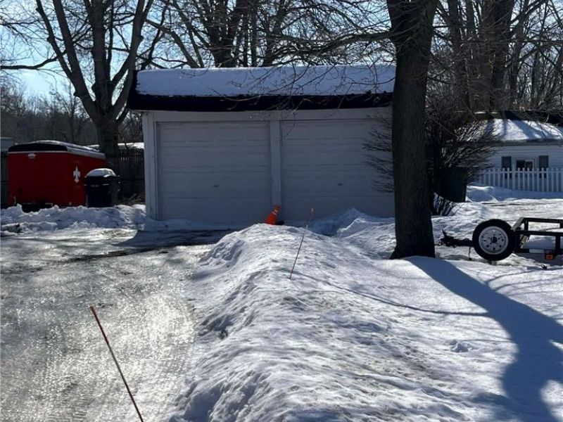 740 W Main Street, Geneva, OH 44041 Photo 32