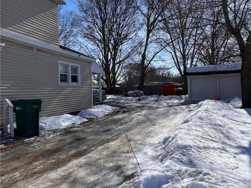 740 W Main Street, Geneva, OH 44041 Photo 33