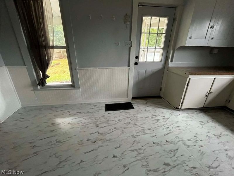 740 W Main Street, Geneva, OH 44041 Photo 6