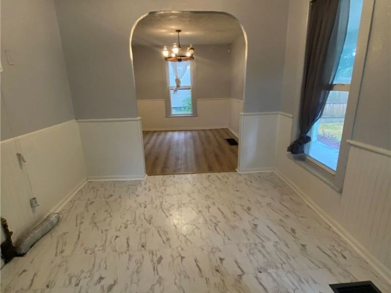 740 W Main Street, Geneva, OH 44041 Photo 8