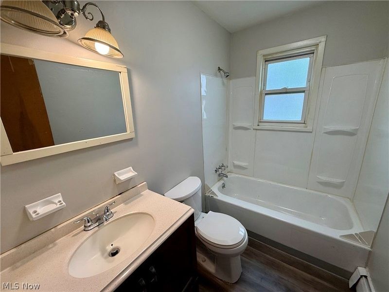 4652 Warner Road, Unit 3, Cleveland, OH 44125 Photo 10