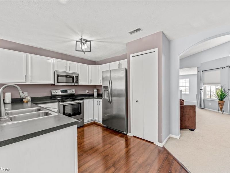 7314 Forest Cove Lane, Unit B, Northfield, OH 44067 Photo 13