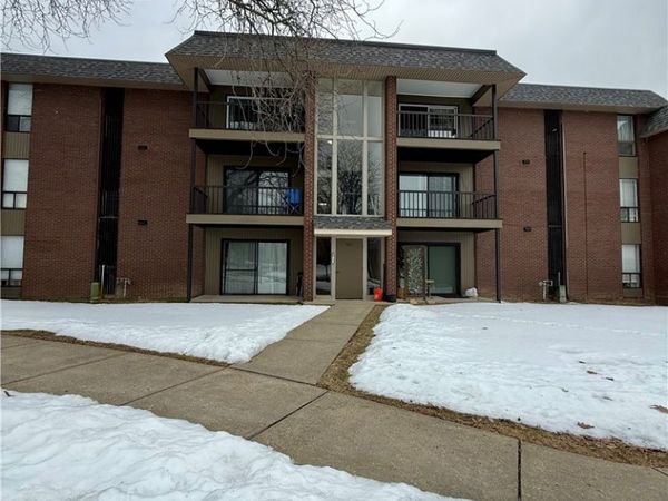 701 College Park Dr., Unit 10, Coraopolis, PA 15108