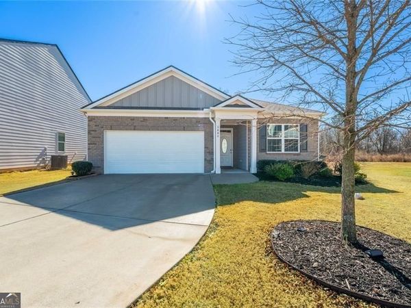 5480 Barberry Avenue, Oakwood, GA 30566