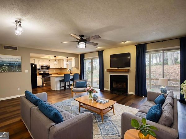 11 Doranne Court SE, Smyrna, GA 30080