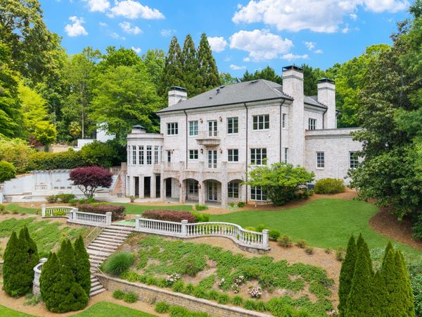 745 Brookwoods Trace, Sandy Springs, GA 30342