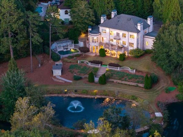 745 Brookwoods Trace, Sandy Springs, GA 30342