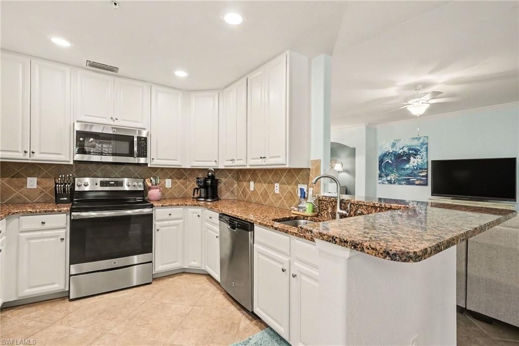 28050 Cookstown Ct, Unit 2704, Bonita Springs, FL 34135 Photo
