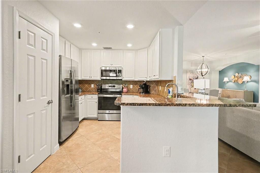 28050 Cookstown Ct, Unit 2704, Bonita Springs, FL 34135 Photo