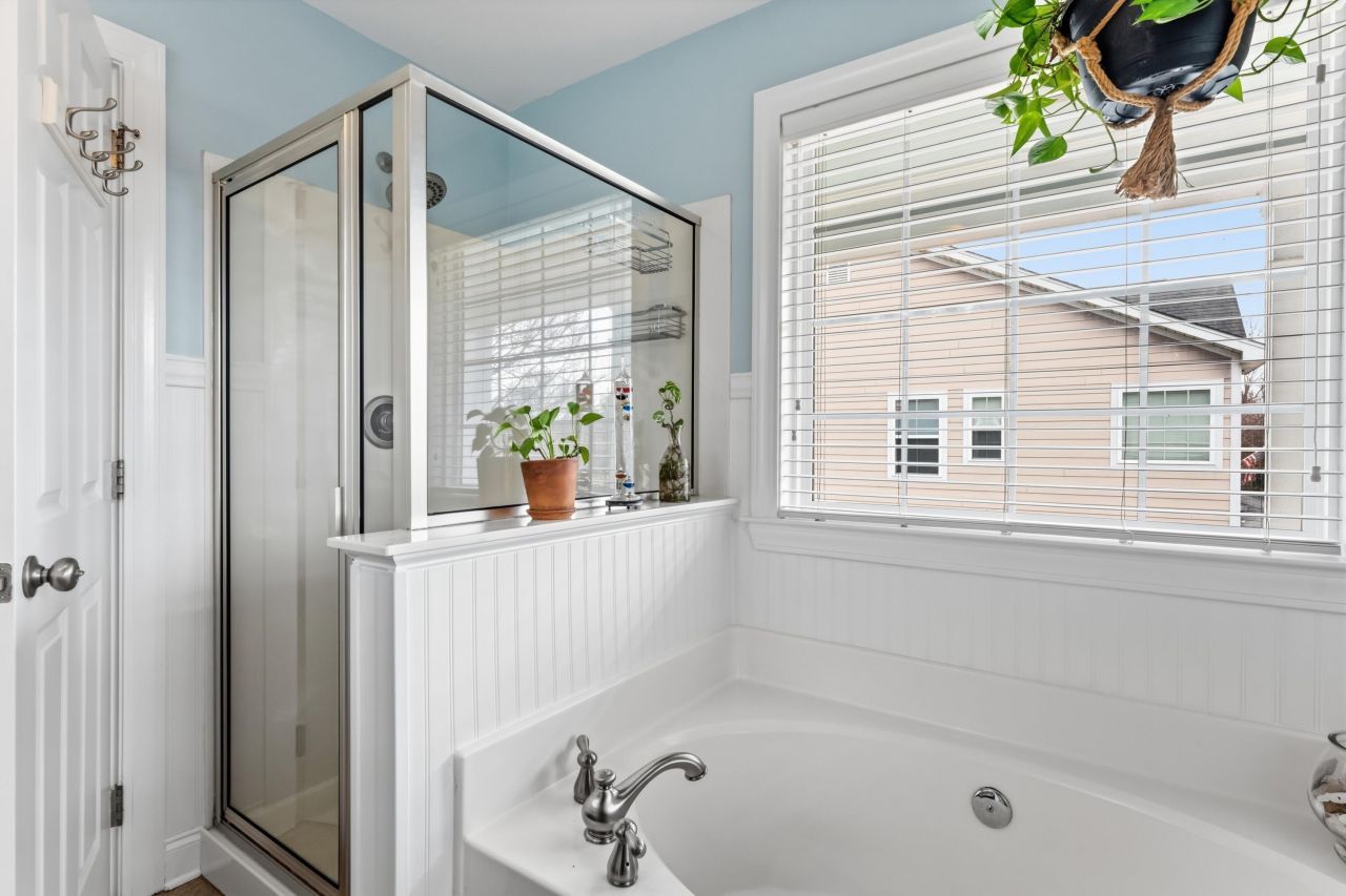 136 Red Leaf Boulevard Photo 28