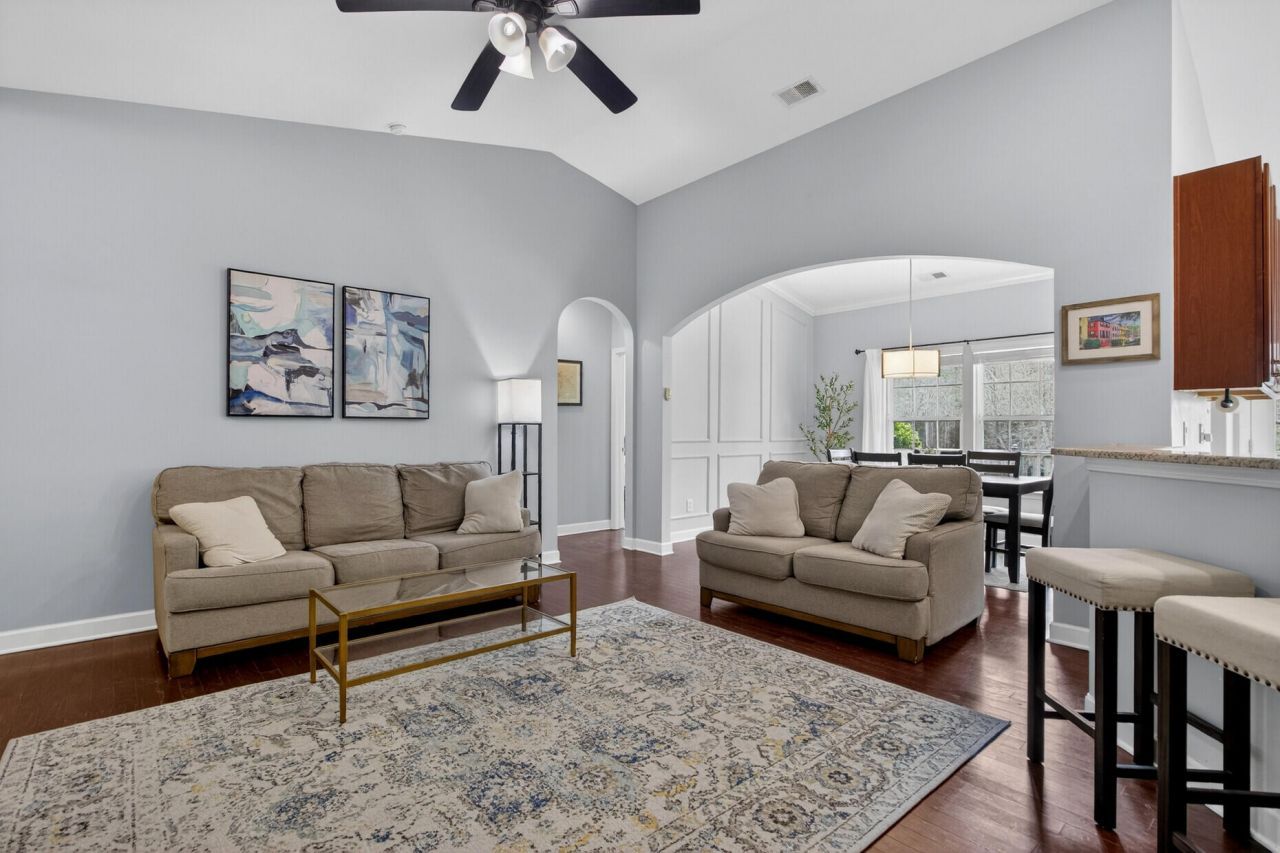 3630 Pimmit Place Photo 9