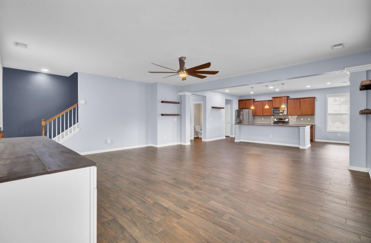 2405 Hummingbird Lane Photo 12