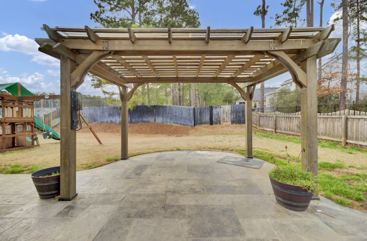 2405 Hummingbird Lane Photo 32