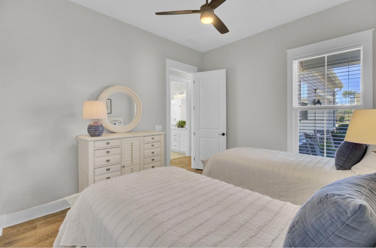 427 Seaside Trail Photo 33