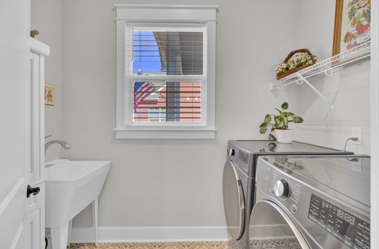 427 Seaside Trail Photo 36