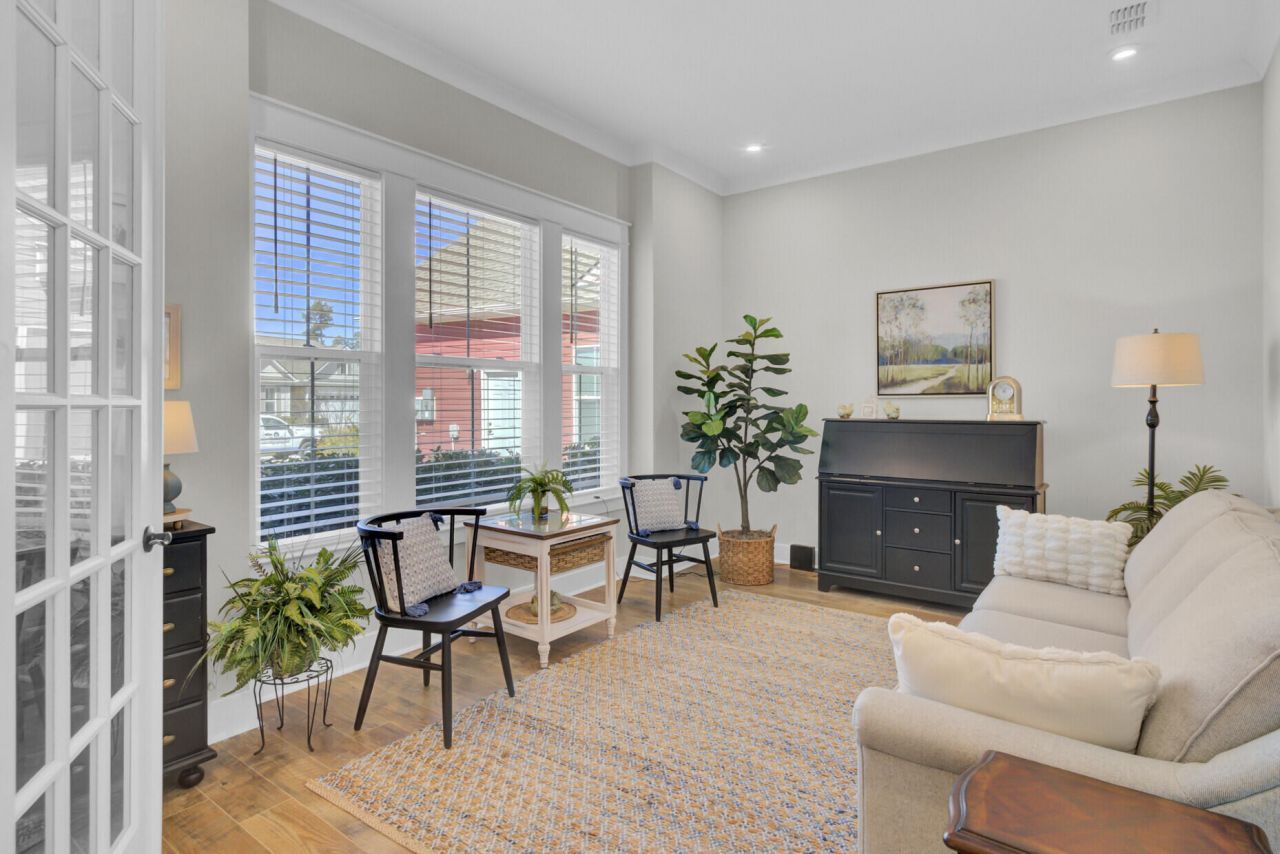 427 Seaside Trail Photo 7