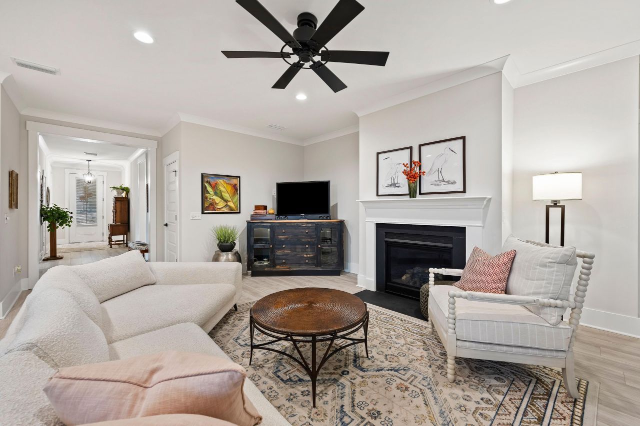 1242 Brackish Court Photo 8