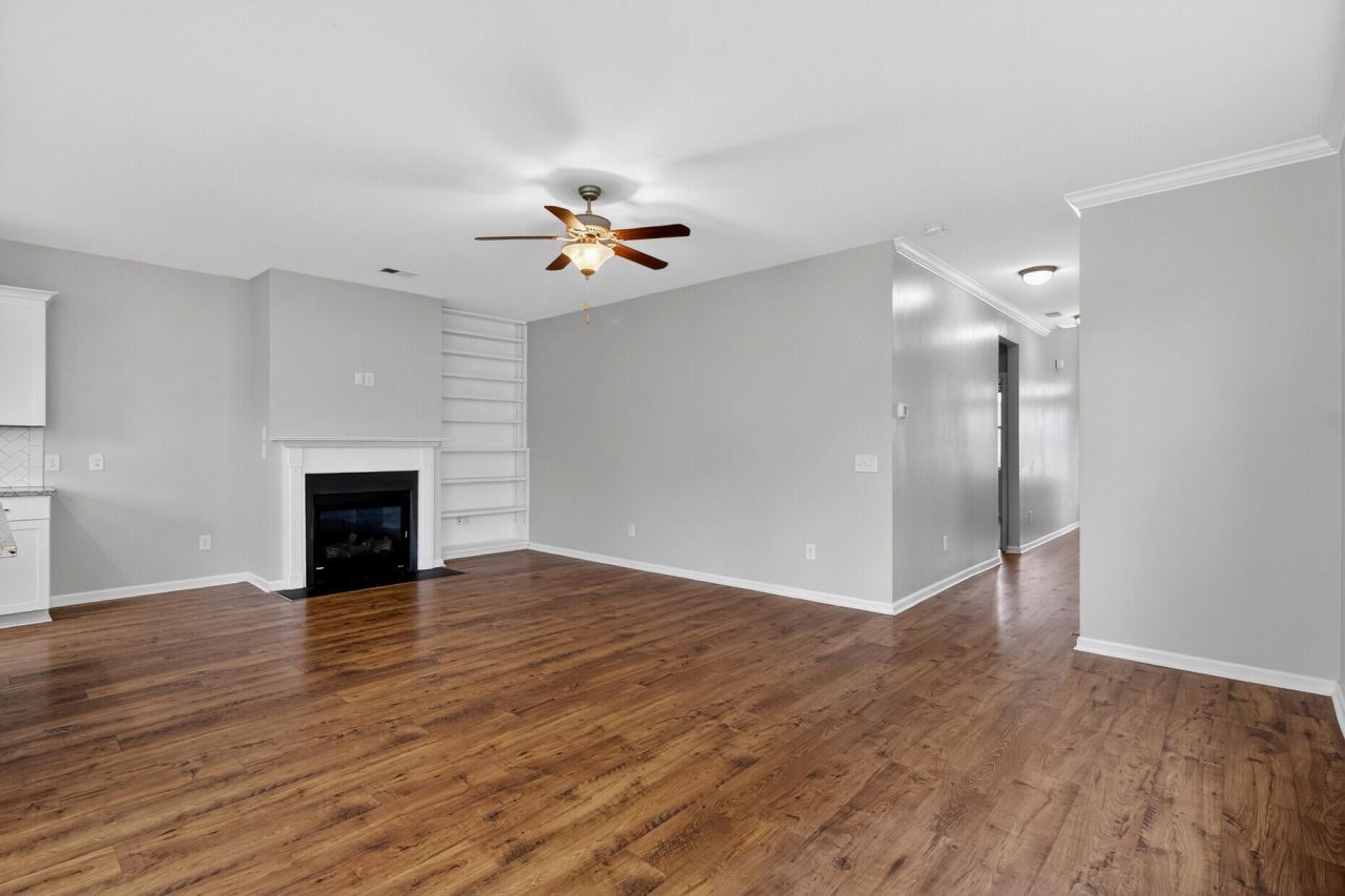 115 Yorkshire Drive Photo 14