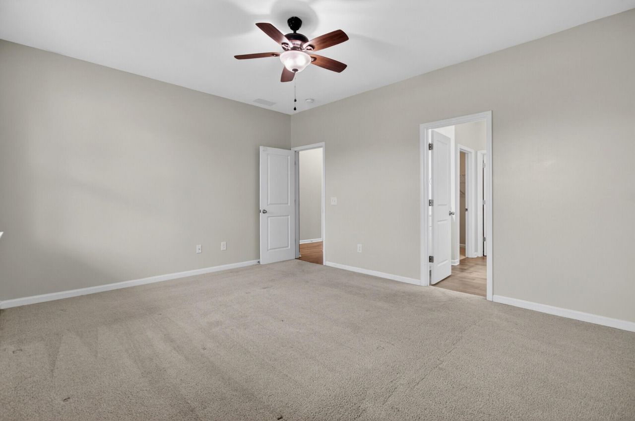 115 Yorkshire Drive Photo 19