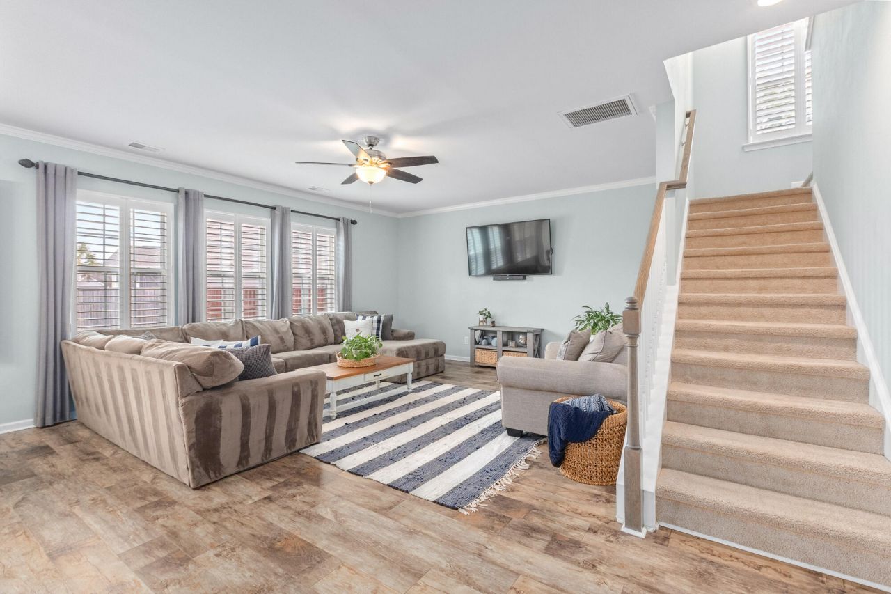 9801 Boxelder Court Photo 7