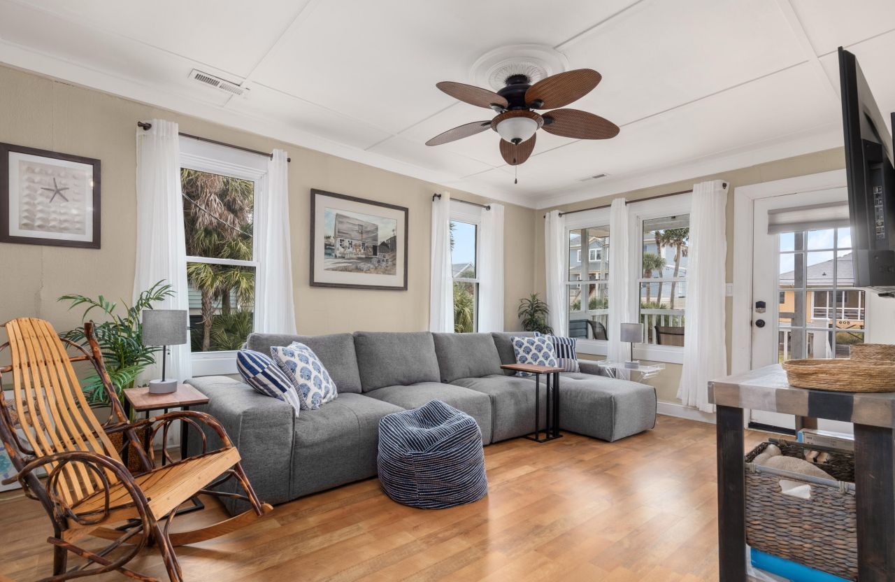 604 W Ashley Avenue Photo 12