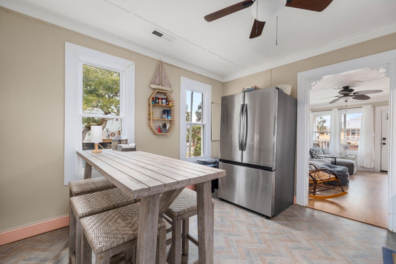 604 W Ashley Avenue Photo 13