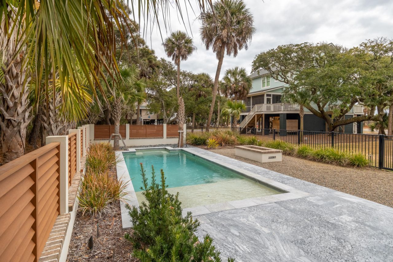 604 W Ashley Avenue Photo 32