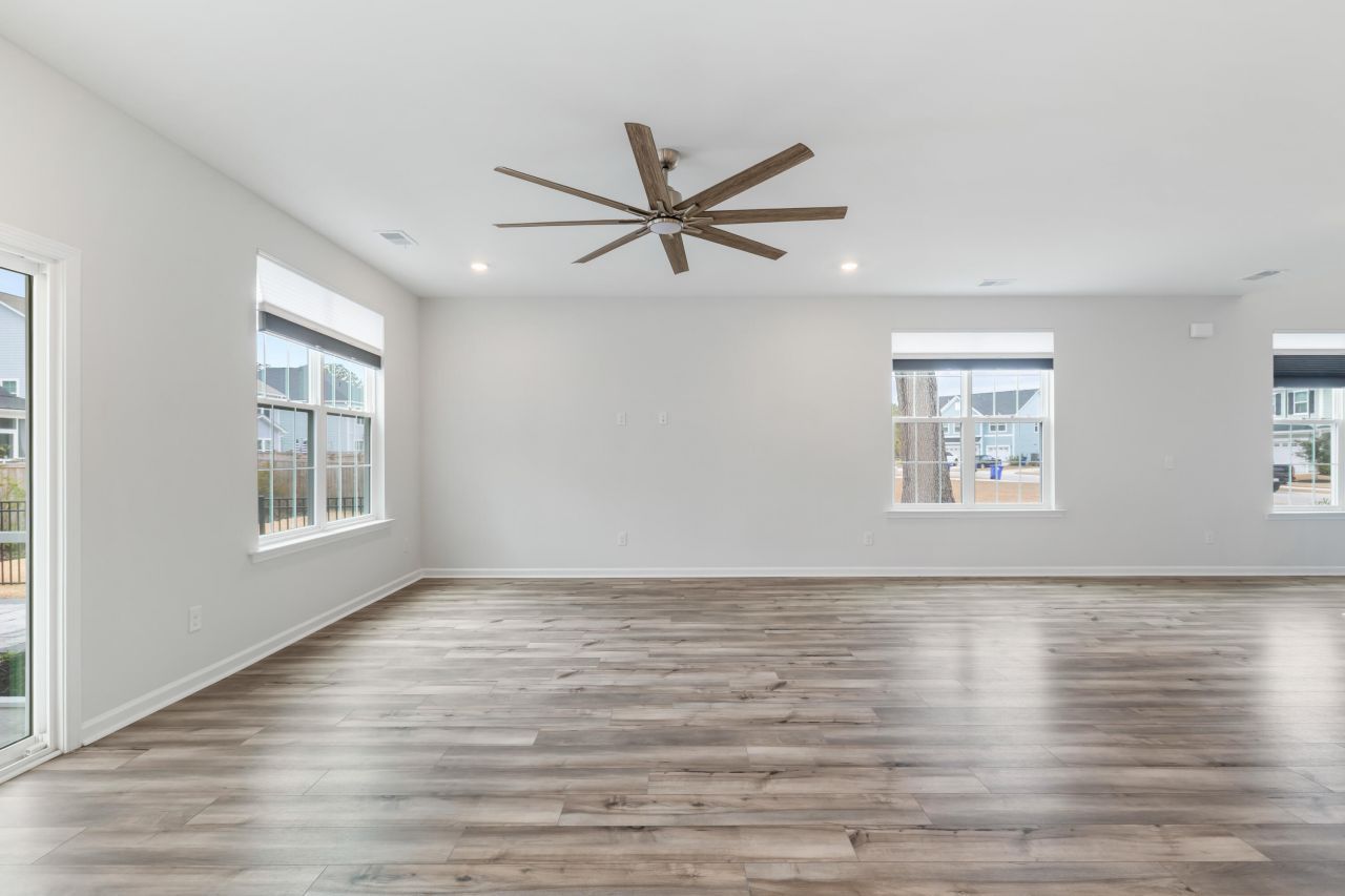 1136 Saltwater Circle Photo 5