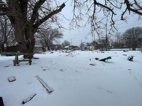 1590 Addison Road, Cleveland, OH 44103