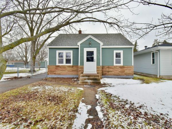 1045 33rd Avenue N, Saint Cloud, MN 56303