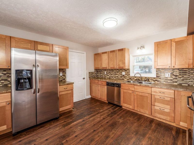 86 Jonquil Drive SW, Etna, OH 43062 Photo 22