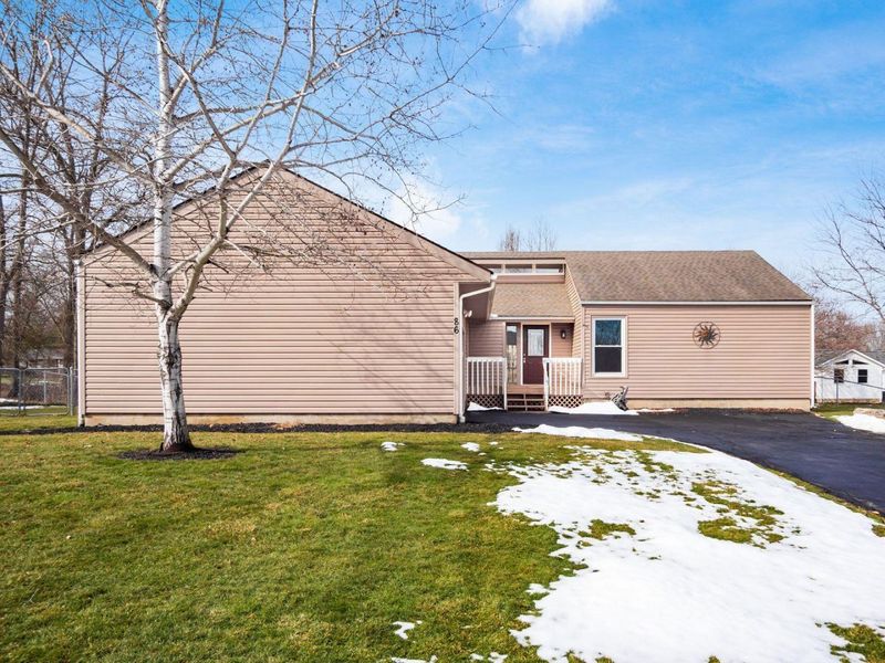 86 Jonquil Drive SW, Etna, OH 43062 Photo 4