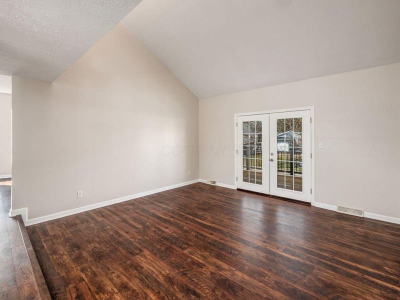 86 Jonquil Drive SW, Etna, OH 43062 Photo 8