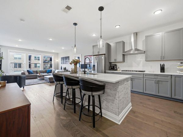 751 N 6th Street, Unit 205, Columbus, OH 43215