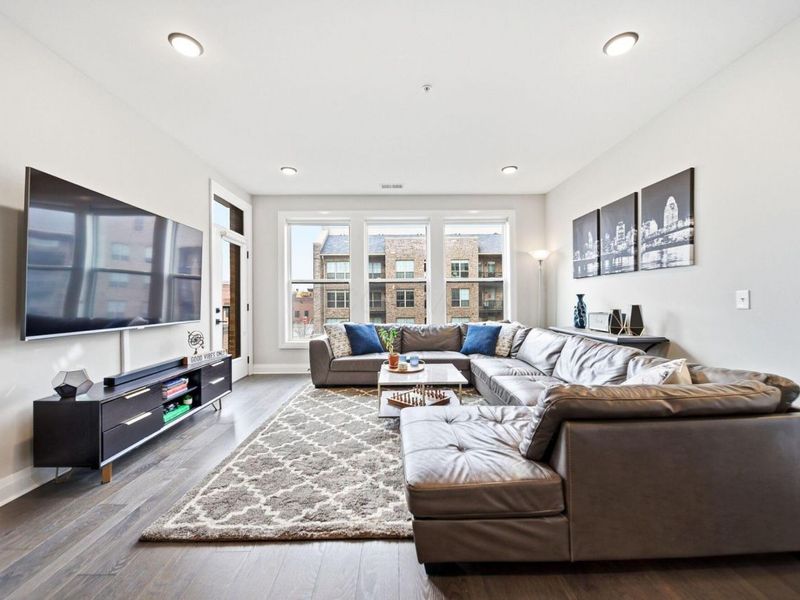 751 N 6th Street, Unit 205, Columbus, OH 43215 Photo 12