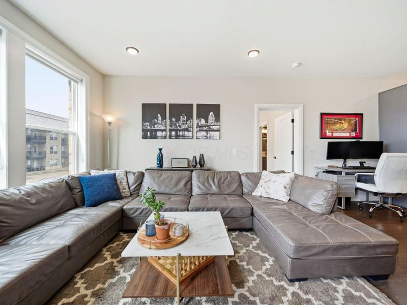 751 N 6th Street, Unit 205, Columbus, OH 43215 Photo 14