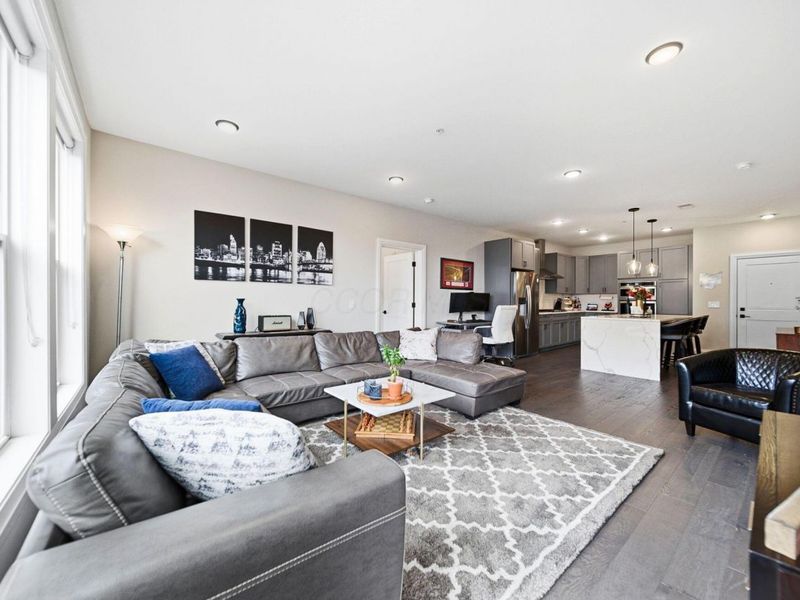 751 N 6th Street, Unit 205, Columbus, OH 43215 Photo 4