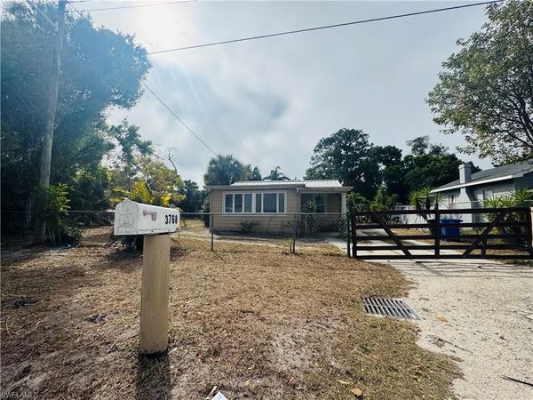 3768 Desoto AVE , FORT MYERS, FL 33916